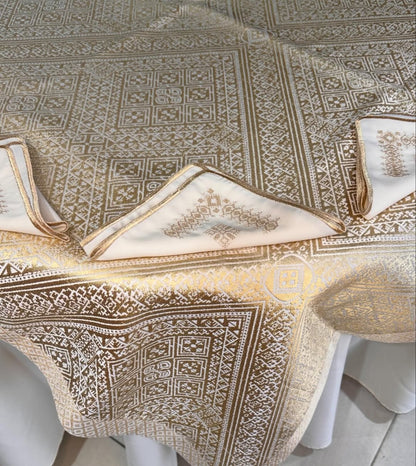 Embroidered Tablecloth Set + 12 Napkins + 2.8 m Underlay