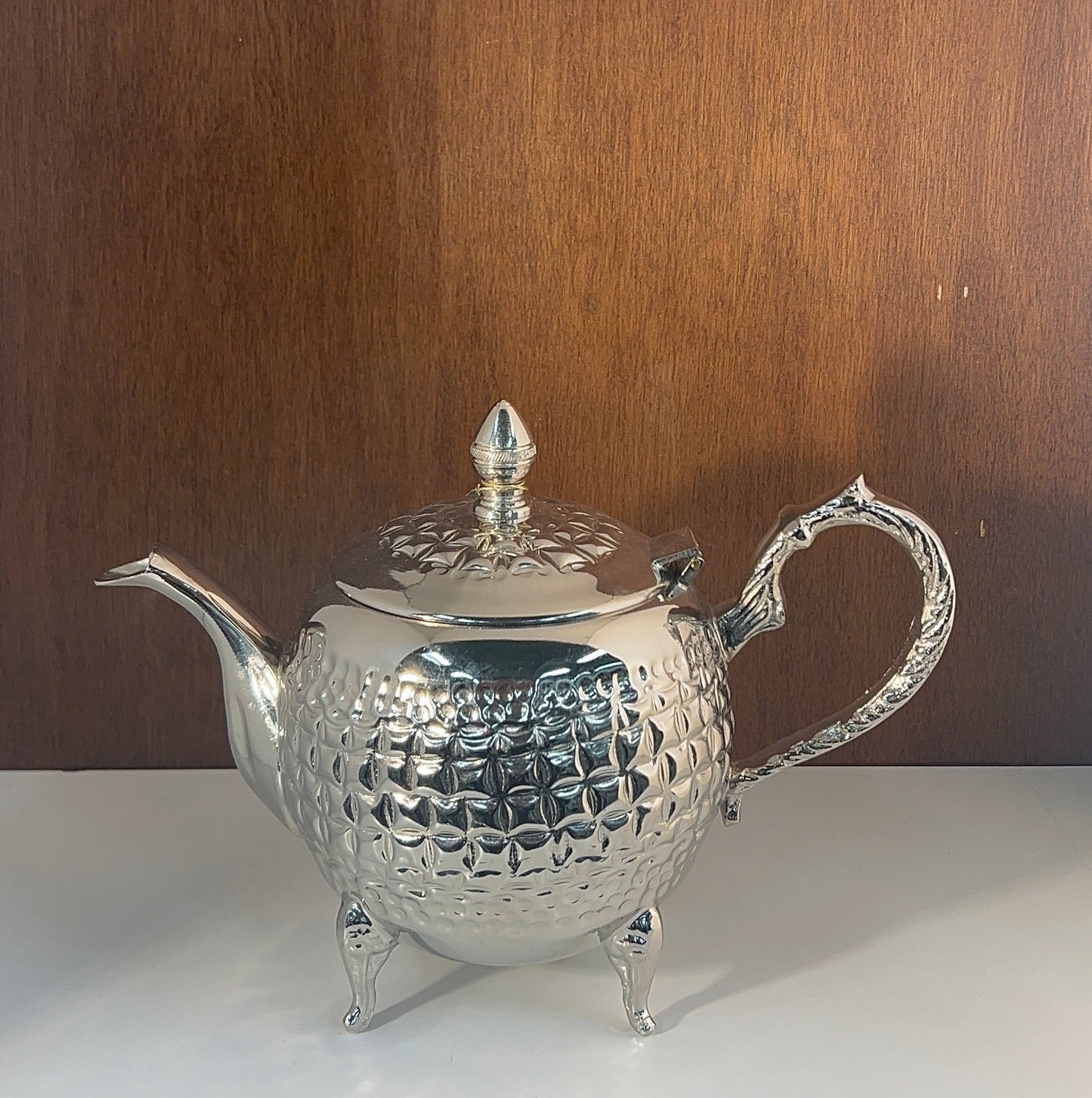 Elegant Moroccan Silver Teapot – Traditional Design